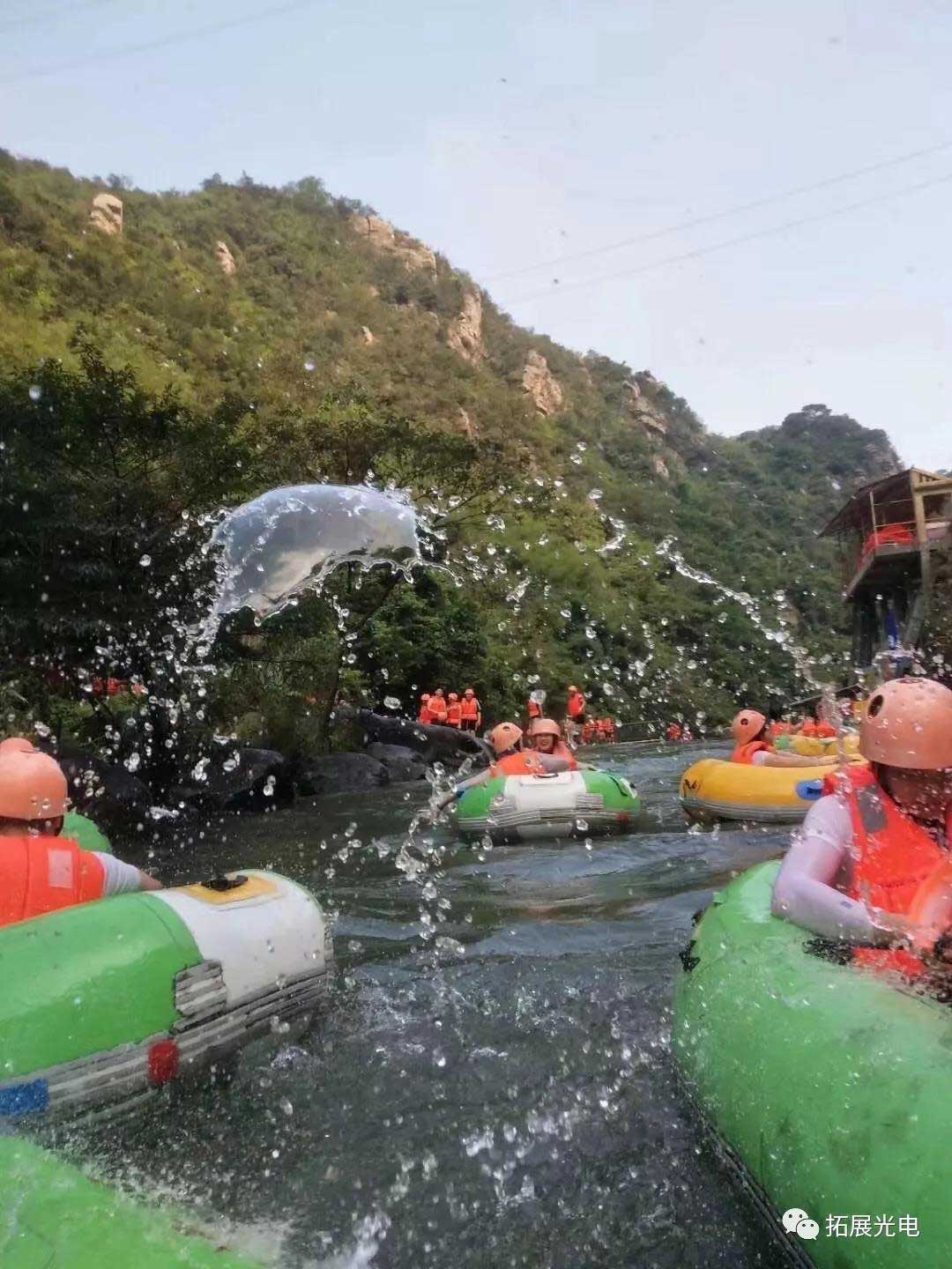 大家漂流都忙著打水戰(zhàn)
